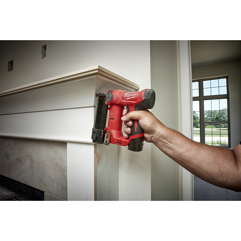 Milwaukee m12 cordless best sale 23 gauge pin nailer